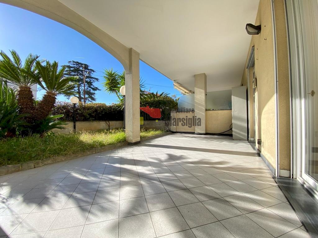 esterno - Quadrilocale Strada Solaro 88, Sanremo - foto 2