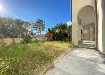 9bd7405f-57a6-4140-b9a6-17c971b27612.jpg - Quadrilocale Strada Solaro 88, Sanremo - foto 22