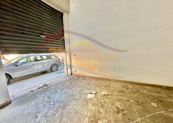 32362ac4-1ebd-4143-842b-68683a2a4d0d.jpeg - Locale Commerciale Via Luigi Vanvitelli, Siracusa - foto 16