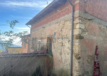 WhatsApp Image 2023-12-07 at 17.55.47 (1).jpeg - Terratetto - Terracielo Via Centrale 21, Carrara - foto 2