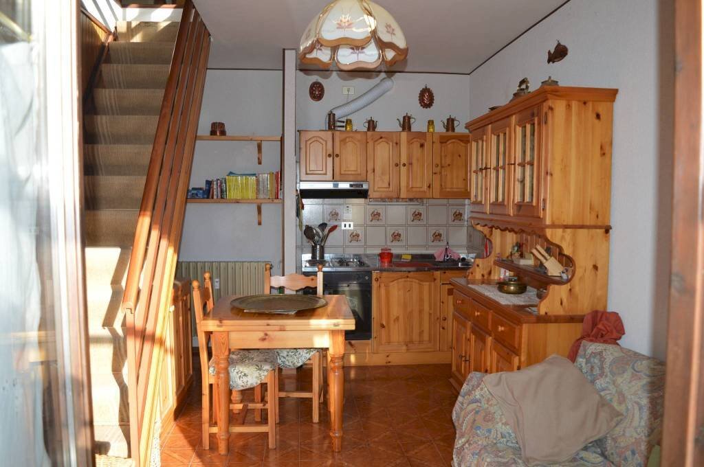 Cucina - Quadrilocale via Tetti, 5, Roburent - foto 2