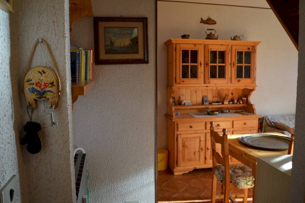 Salone - Quadrilocale via Tetti, 5, Roburent - foto 3