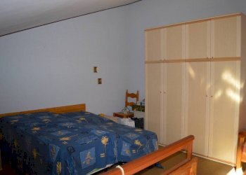 Camera da letto - Quadrilocale via Tetti, 5, Roburent - foto 12