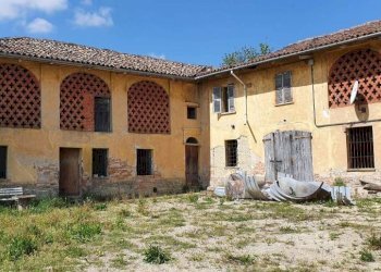 Facciata - Rustic via Calva, Calosso - photo 15