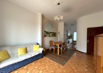 Salone - Three-room apartment via Carnia, 71, Varese - photo 6