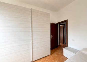 Cameretta - Three-room apartment via Carnia, 71, Varese - photo 16