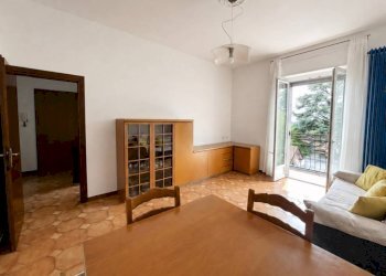 Salone - Three-room apartment via Carnia, 71, Varese - photo 26
