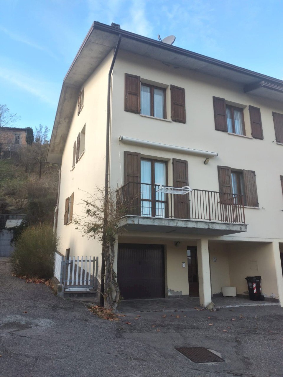 Villa a Schiera Castelnovo ne' Monti - foto 1