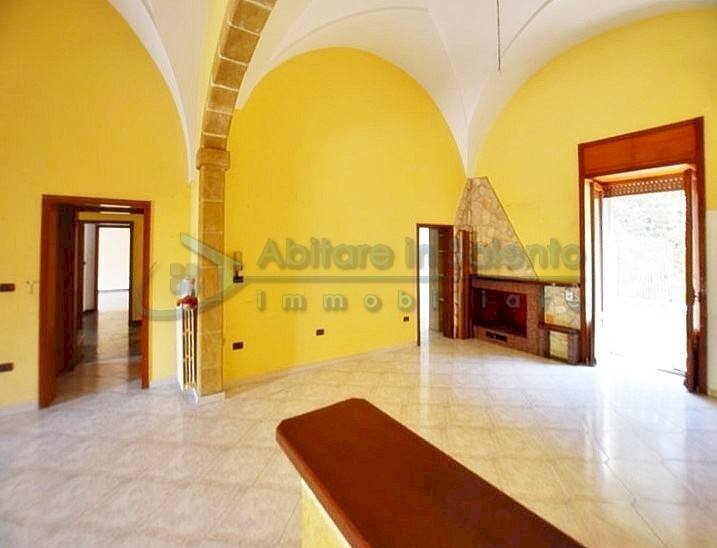 Salone - Casa indipendente contrada Terramessere, Alessano - foto 2