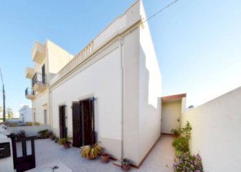 Ingresso - Casa indipendente via Enrico Toti, 27, Gagliano del Capo - foto 4