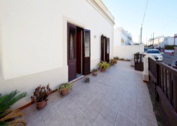 Ingresso - Casa indipendente via Enrico Toti, 27, Gagliano del Capo - foto 7