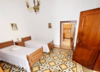 Camera da letto - Casa indipendente via Enrico Toti, 27, Gagliano del Capo - foto 16