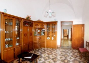 Stanza arredata - Casa indipendente via Enrico Toti, 27, Gagliano del Capo - foto 21