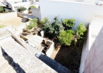 Giardino - Casa indipendente via Vittorio Veneto, Castrignano del Capo - foto 26