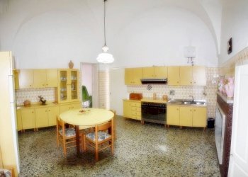 Cucina - Casa indipendente via Vittorio Veneto, Castrignano del Capo - foto 5