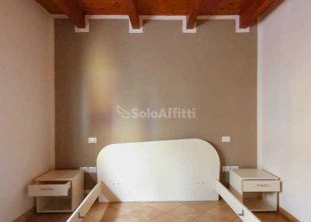 camera da letto - Two-room apartment Forlimpopoli - photo 12
