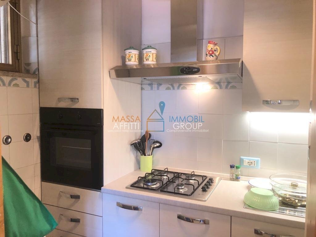 WhatsApp Image 2019-06-20 at 12.11.21 (2).jpeg - Appartamento Via Enrico Mattei 57, Massa - foto 1