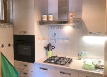 WhatsApp Image 2019-06-20 at 12.11.21 (2).jpeg - Appartamento Via Enrico Mattei 57, Massa - foto 1