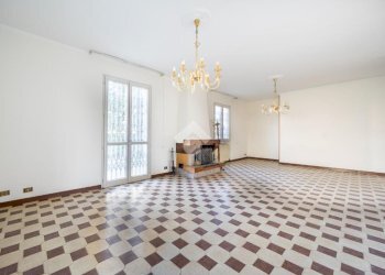 Villa a Schiera Via Antonelli, Carpi - foto 9