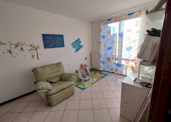 Salone - Villa a Schiera via Milano, 77, Corbetta - foto 22