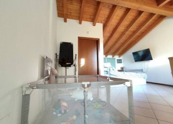 Salone - Villa a Schiera via Milano, 77, Corbetta - foto 32