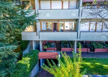 Giardino - Appartamento viale Padre Gian Battista Aguggiari, Varese - foto 9