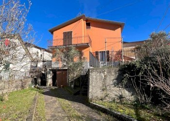 IMG-20231129-WA0004.jpg - Porzione di casa Fivizzano - foto 1