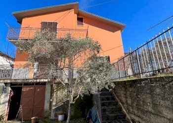 IMG-20231129-WA0002.jpg - Porzione di casa Fivizzano - foto 3