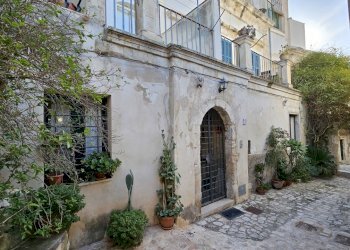 1.jpg - Casa semi indipendente Scicli - foto 1