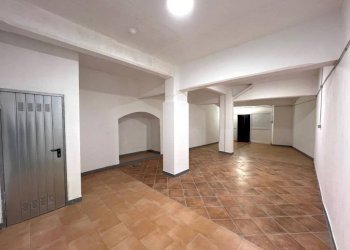 Warehouse via Felice Gazzolo, Genova - photo 8