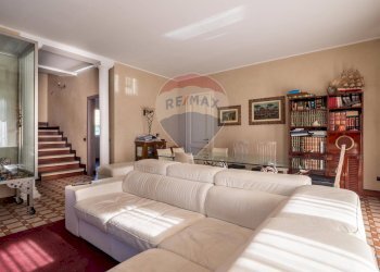 Villa Unifamiliare Via Duca degli Abruzzi, Varese (zona Calcinate del Pesce) - foto 3