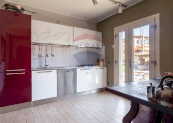 Villa Unifamiliare Via Duca degli Abruzzi, Varese (zona Calcinate del Pesce) - foto 10