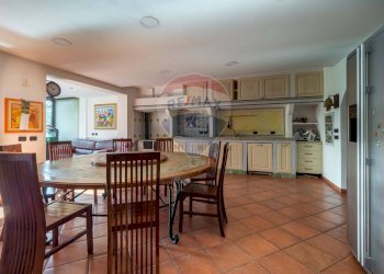 Villa Unifamiliare Via Duca degli Abruzzi, Varese (zona Calcinate del Pesce) - foto 17