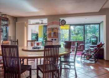 Villa Unifamiliare Via Duca degli Abruzzi, Varese (zona Calcinate del Pesce) - foto 23