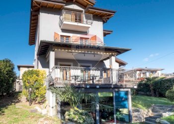 Villa Unifamiliare Via Duca degli Abruzzi, Varese (zona Calcinate del Pesce) - foto 26