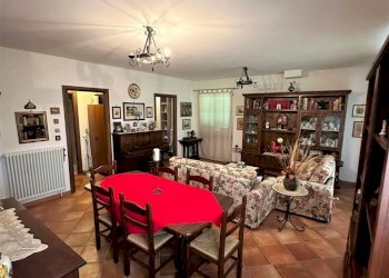 21.jpg - Terraced Villa Via della Lavanda, Gubbio - photo 21