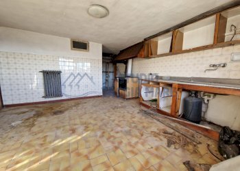 20231125_113956.jpg - Porzione di casa Strada Castellaro, Taggia - foto 13