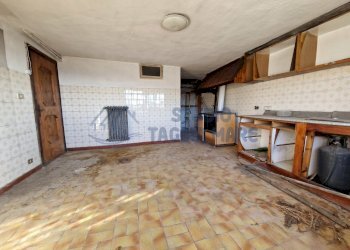 20231125_113957.jpg - Porzione di casa Strada Castellaro, Taggia - foto 14