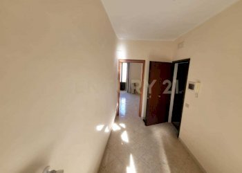 WhatsApp Image 2023-12-13 at 11.31.55 (3).jpeg - Quadrilocale Via Donna Giovanna D'Austria 6, Militello in Val di Catania - foto 8