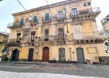 1.jpg - Quadrilocale Via Donna Giovanna D'Austria 6, Militello in Val di Catania - foto 2