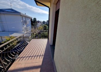 20231125_092211.jpg - Porzione di casa Via Misano 3, Santarcangelo di Romagna - foto 19