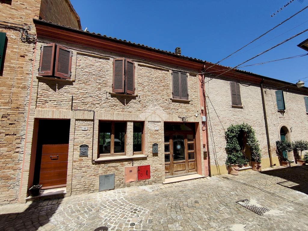 Appartamento Via Roma, Saludecio - foto 1