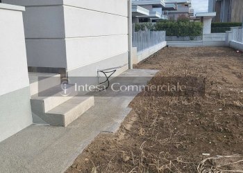 accesso giardino privato - Quadrilocale Castel Mella - foto 5