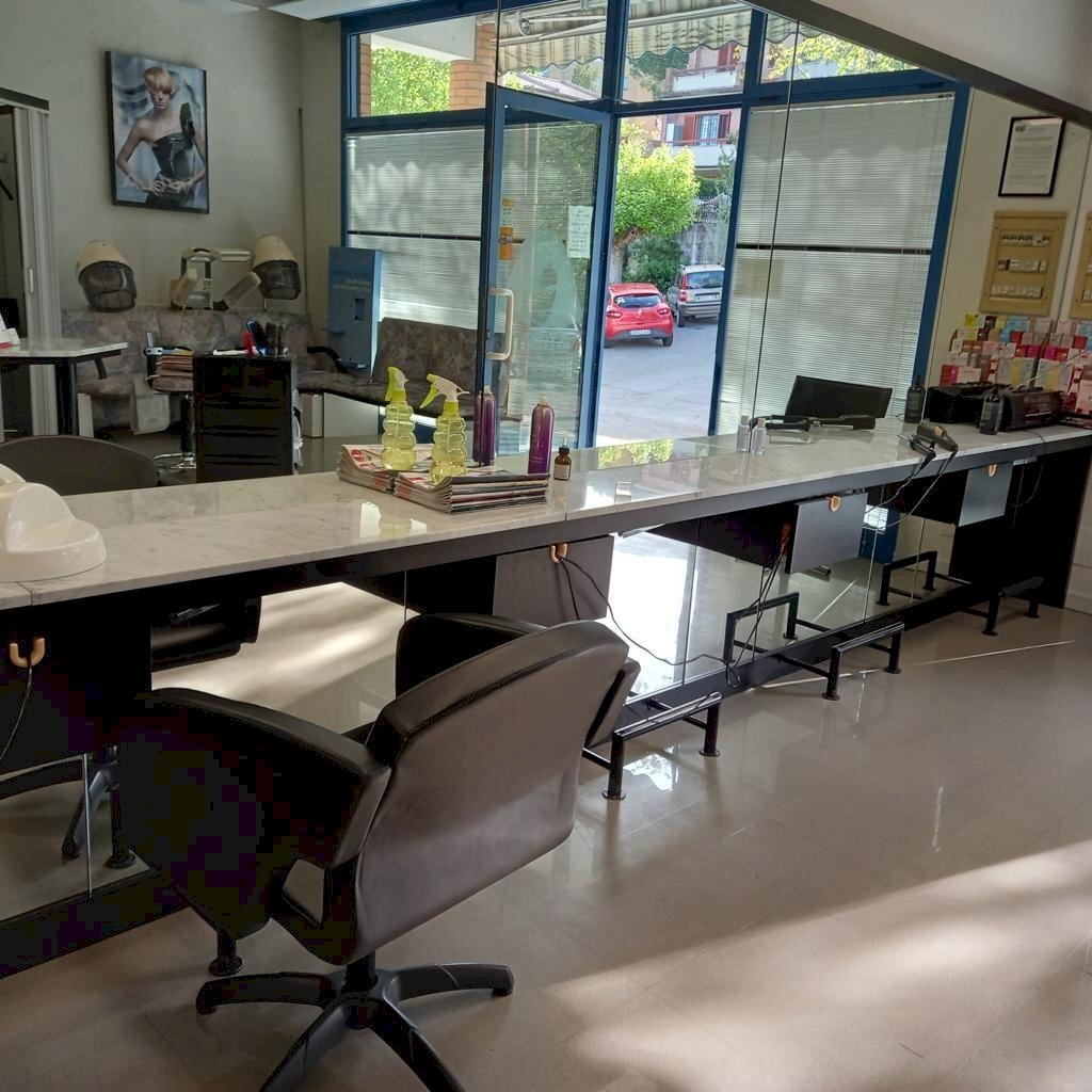 monachesi6.jpg - Commercial Premises Via Maestri del Lavoro 59, Ancona - photo 1