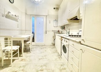 IMG_0367 3.JPG - Quadrilocale Camaiore - foto 6