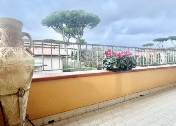 IMG_0363 3.JPG - Quadrilocale Camaiore - foto 10