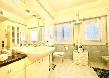 IMG_0352 3.JPG - Quadrilocale Camaiore - foto 19