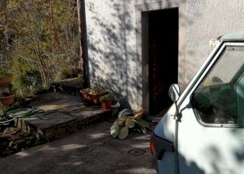 b4da80b3-88a7-402b-8a3c-418c8a757dcd.jpeg - Portion of a house Seravezza - photo 5