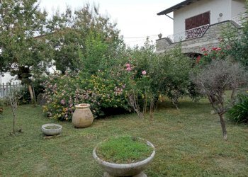 00505376-6185-4e8c-a78c-0f738bee798f.jpg - Villa Arcola - foto 4