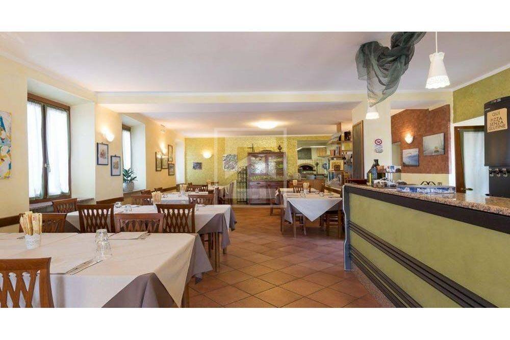 Commercial Premises Via Monte Grappa, Polpenazze del Garda - photo 2